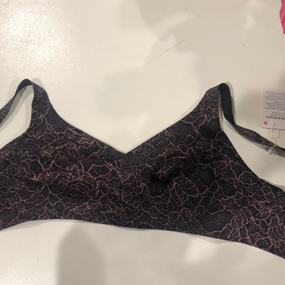 Lululemon Like nothing bra 32E